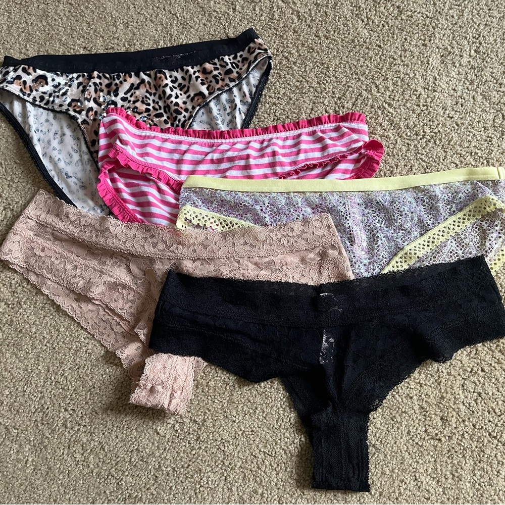 Victoria's Secret Black and Pink Lace Panties Set